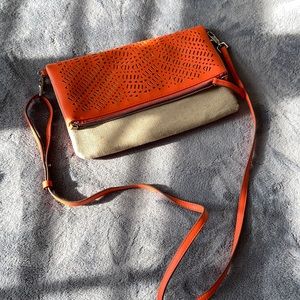 Stella & Dot bag. Like new. Worn only a few times.